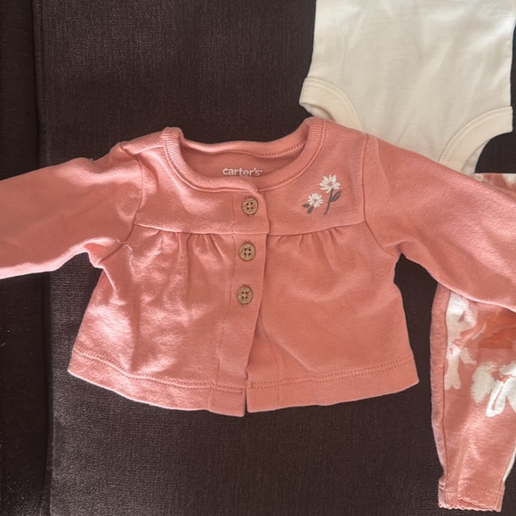 Carter’s Preemie girl’s matching outfit sets - Picture 2 of 7